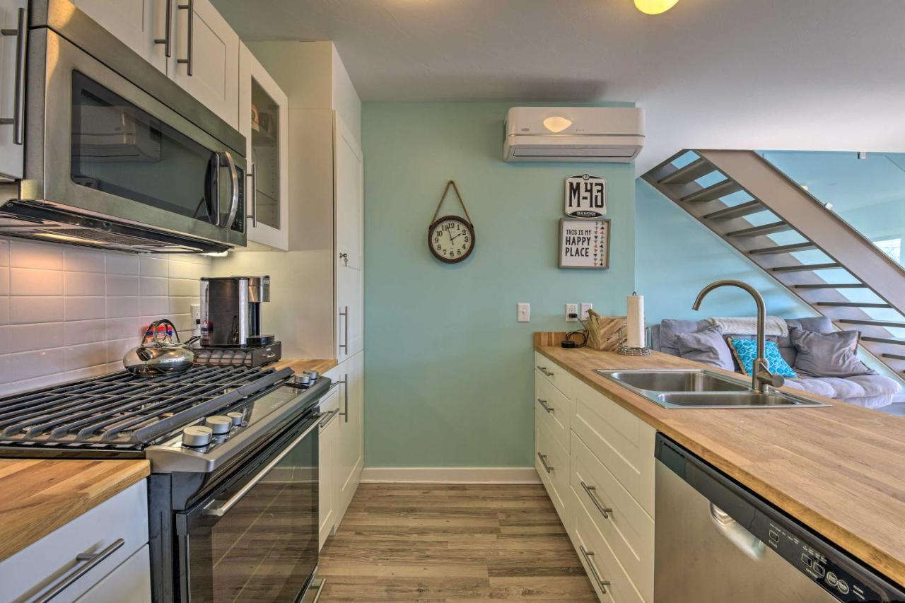 Downtown Saugatuck Condo, Near Oval Beach! Экстерьер фото