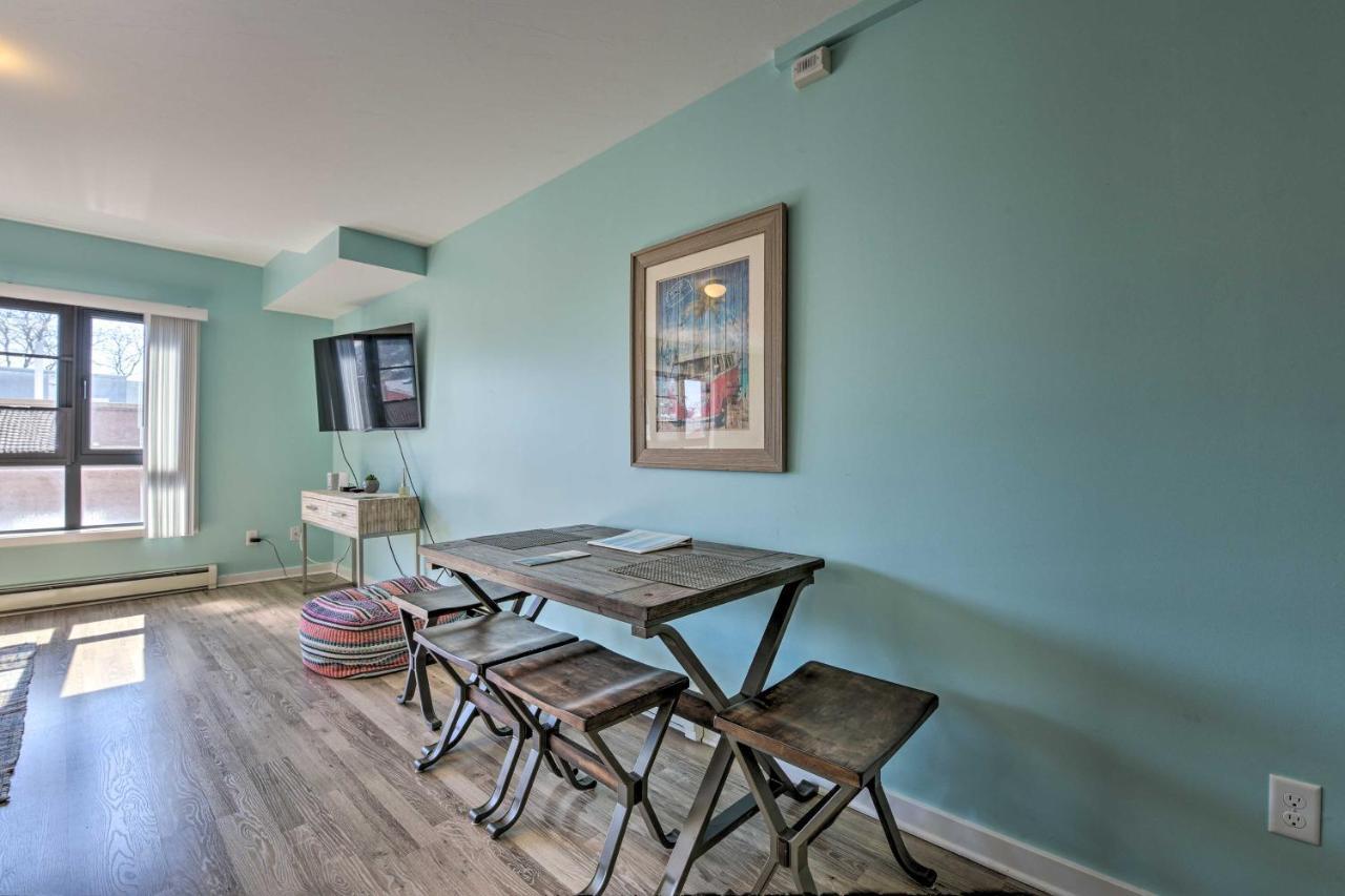 Downtown Saugatuck Condo, Near Oval Beach! Экстерьер фото